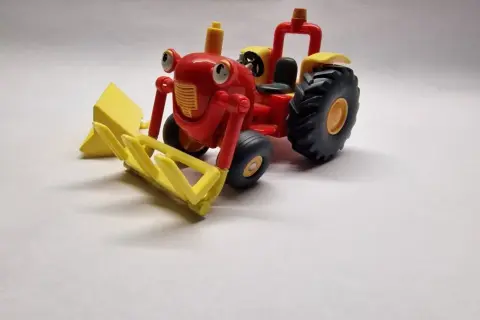 Traktor Tom zabawka - idealny prezent dla kreatywnych dzieci