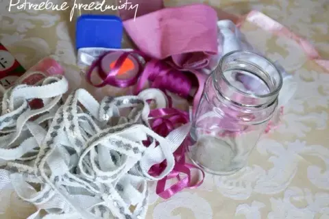 Jak zrobić ozdoby w słoiku? Poradnik DIY krok po kroku!