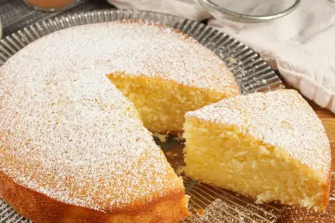 Gâteau au yaourt inratable : ingrédients, astuces et variations faciles