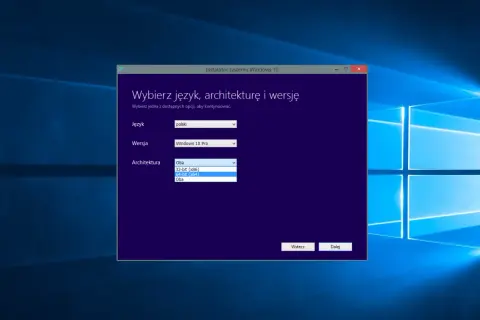 Instalator systemu Windows 10 pozwala wybrać język polski, wersję Pro i architekturę 64-bit.