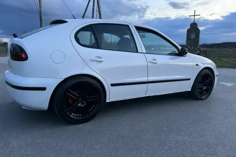 Seat Leon 1 - idealne et felg dla lepszego wyglądu i komfortu