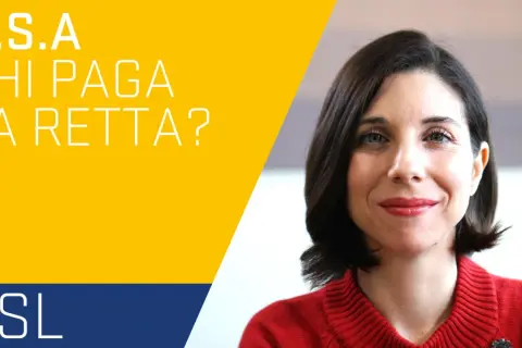 Donna sorridente su sfondo giallo con testo "R.S.A. Chi paga la retta?". Affronta temi come invalidità al 100% e Alzheimer.
