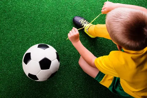 Trening piłkarski: jak planować i prowadzić efektywne zajęcia?