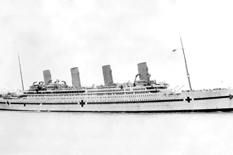 H.M.H.S. Britannic zabawka – poznaj unikalne cechy modelu COBI