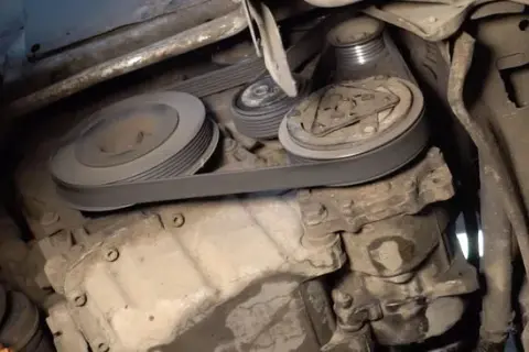 Jak łatwo i bezpiecznie wymontować alternator w Citroen Xsara Picasso – krok po kroku
