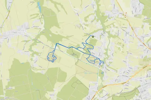 Mapa szlaków pieszych i rowerowych w okolicach Rudy Śląskiej. Widoczne tereny zielone, lasy, drogi i zabudowania. Ruda Śląska atrakcje turystyczne.