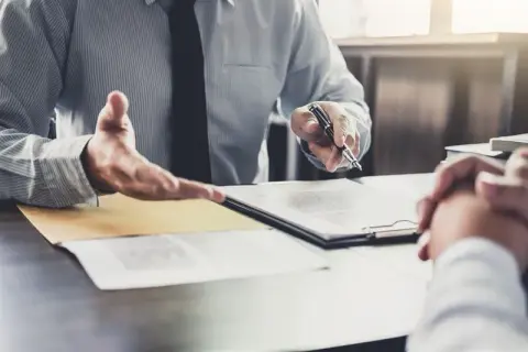 Tytuł prawny do nieruchomości – jakie dokumenty są niezbędne?