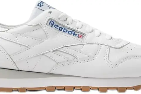 Scarpa bianca Reebok, modello classico. Perfette per capire come calzano le Reebok, comode e stilose.