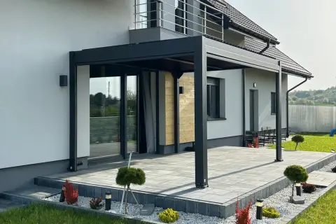 Pergola stalowa czy aluminiowa - co wybrać, aby uniknąć rozczarowania?