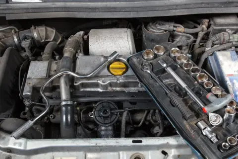 Objawy uszkodzonego zaworu EGR w Mondeo MK4, które musisz znać