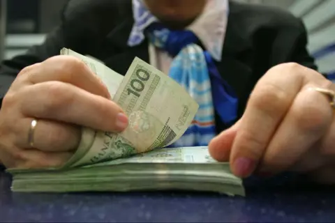Jak sprawdzić swoje zadłużenie w BIK i uniknąć nieprzyjemnych niespodzianek