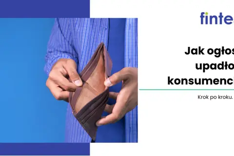 Osoba pokazuje pusty portfel, sugerując, kto może ogłosić upadłość konsumencką. Poradnik "Krok po kroku".