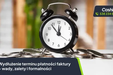 Budzik na stosie monet symbolizuje potrzebę prolongaty terminu płatności faktury.