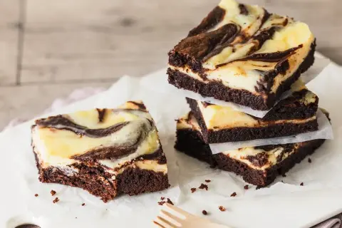 Brownie Cheesecake Rezept: Einfach & unwiderstehlich gelingsicher