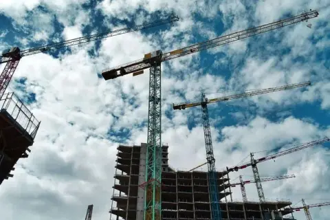 Jak uzyskać pozwolenie na budowę krok po kroku? | Kompletny przewodnik