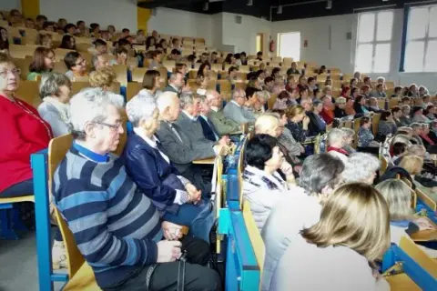 Uniwersytet Trzeciego Wieku Tychy - Zapisz się na ciekawe zajęcia dla seniorów