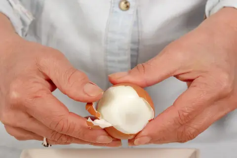 Czy jajka podnoszą cholesterol? Prawda o wpływie na zdrowie