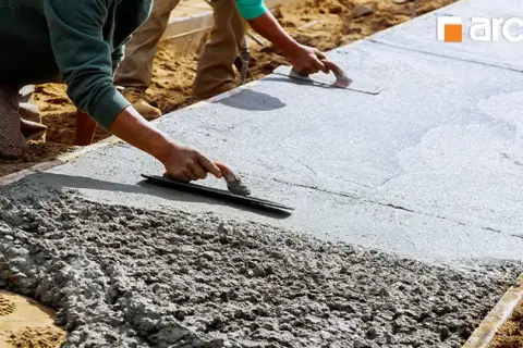 Co położyć na betonowy podjazd? Trwałe i estetyczne rozwiązania