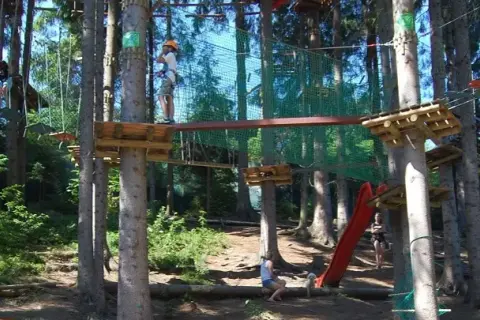 Park Linowy Ostróda: Twój przewodnik po bezpłatnej zabawie