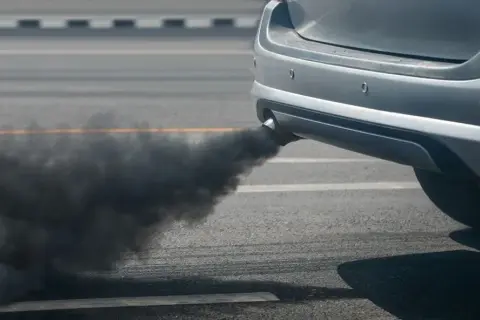 Kiedy akcja smog: ważne daty i informacje o kontrolach spalin