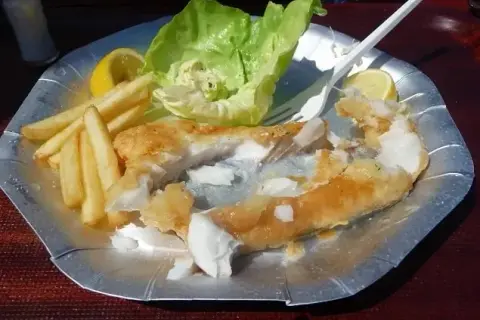 Niechorze gdzie zjeść: najlepsze restauracje i smaki, które musisz spróbować