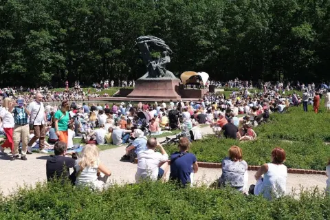 Ile trwa koncert chopinowski w Łazienkach? Sprawdź czas