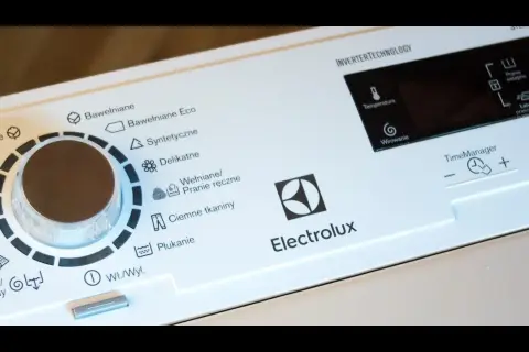 Jak włączyć pralkę Electrolux - proste kroki i najczęstsze problemy