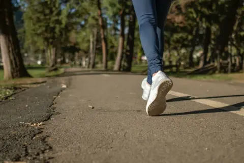 Ile kroków dziennie w ciąży? Odkryj, co jest zdrowe dla Ciebie