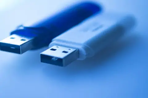 Dlaczego komputer nie widzi pendrive? Oto najczęstsze problemy i rozwiązania