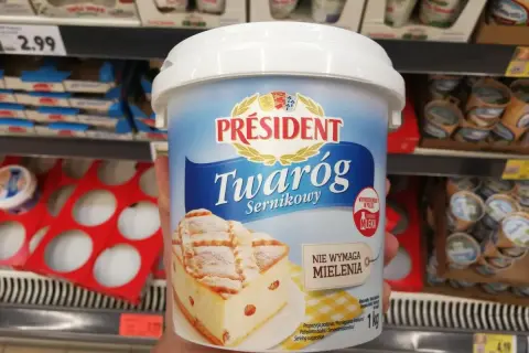 Twaróg do sernika na zimno: Wiaderko czy mielony? Rozwiewam wątpliwości!