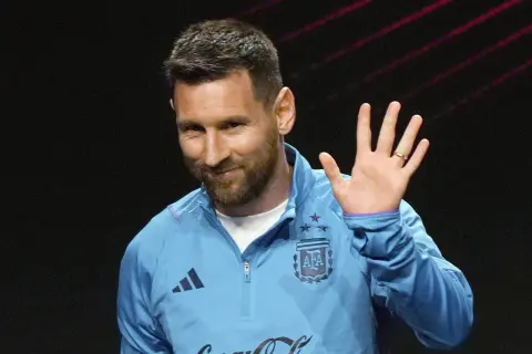 W jakim kraju gra Messi? Odkryj jego nową karierę w USA