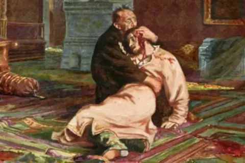 Ivan el Terrible abraza a su hijo moribundo, con sangre en el suelo.