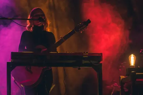 Ile trwa koncert Kasi Sochackiej? Sprawdź, aby nie przegapić!