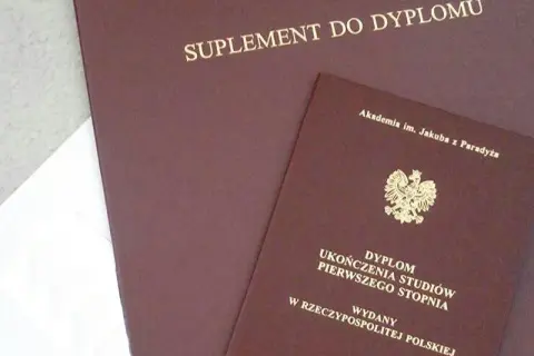 Skąd wziąć odpis dyplomu? Prosty sposób na szybkie uzyskanie dokumentu