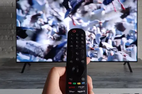 Ile wytrzymuje telewizor LED? Sprawdź, jak przedłużyć jego życie!