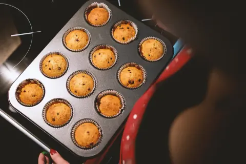Jak zrobić papilotki na muffinki - proste i tanie sposoby na DIY