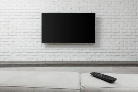 Ile kosztuje wymiana matrycy w telewizorze? Sprawdź ceny napraw!