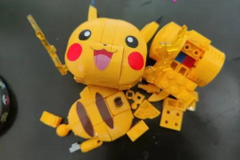 Najlepsze zabawki Pikachu: interaktywne modele i ich ceny