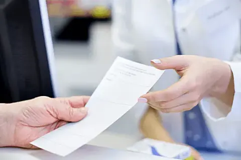 Ważność recepty papierowej: ile masz czasu? Sprawdź terminy