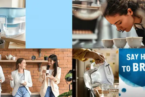 En kvinna häller vatten från en Brita-kanna, som minskar vatten hårdhet. Bilden visar också människor som dricker kaffe och en kvinna som doftar på kaffebönor.