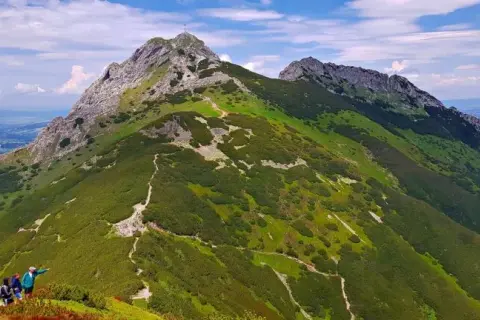 Najłatwiejszy szlak na Giewont? Bezpieczna trasa dla początkujących