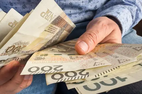 Ile można zarobić na świadczeniu przedemerytalnym bez utraty wsparcia?