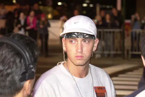 Czy Eminem żyje? Prawda o jego życiu i plotkach o śmierci