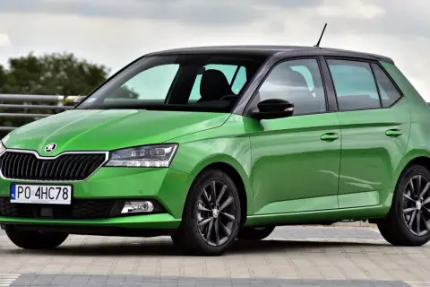 Skoda Fabia 2 pojemność baku: 45 litrów, zasięg, rezerwa