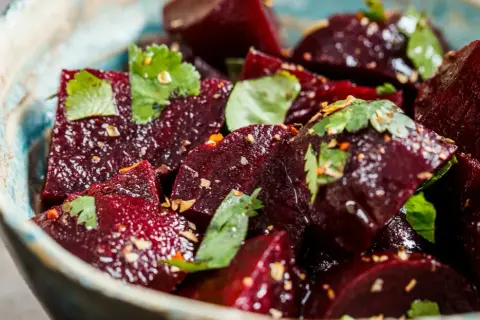Salade de betterave : nos recettes & astuces pour la sublimer !