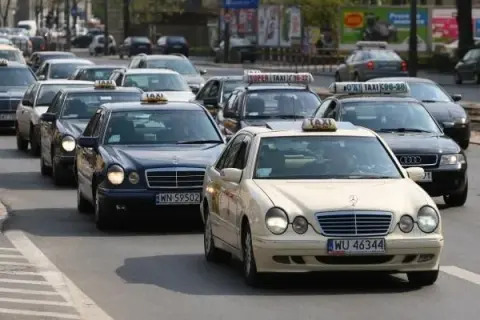 Ile kosztuje taxi z Torunia do Ciechocinka? Sprawdź ceny i opcje