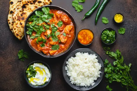 Tikka Masala: Z czym podać, by smakowała jak w Indiach?