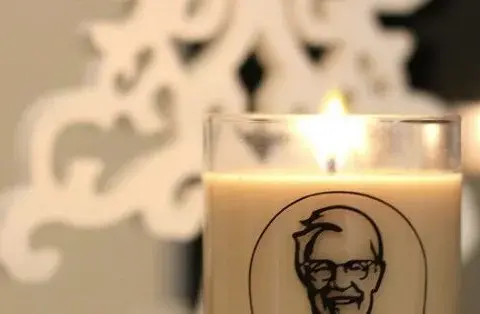 Świeczka o zapachu KFC – wyjątkowe aromaty, które musisz poznać