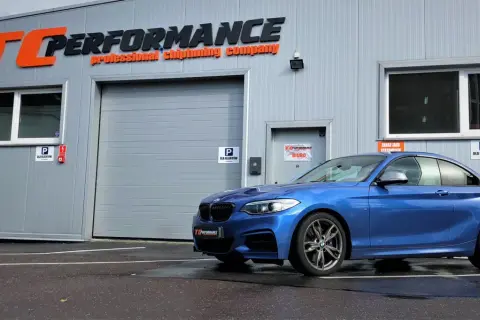 Tuning BMW F30: Jak zwiększyć moc i osiągi swojego auta?