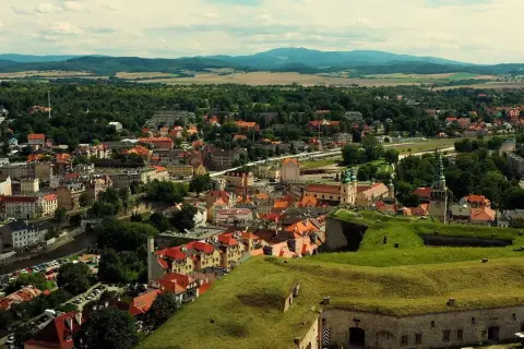 Kudowa-Zdrój atrakcje – odkryj ukryte skarby i niezapomniane miejsca